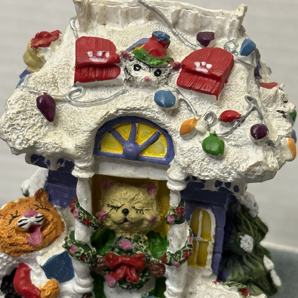 IT'S A PURRFECT SEASON Christmas Holiday Resin House 5.5" Tall x 4" Wide - Picture 11 of 16